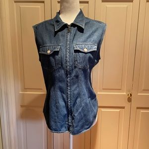Soft denim zip up sleeveless top. Size 10